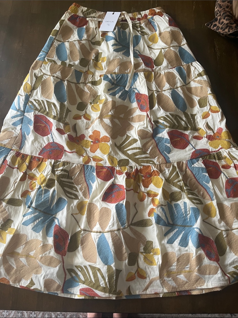 Greylin Cream Tiered Maxi Skirt with Multicolor Leaf Print embroidered small new